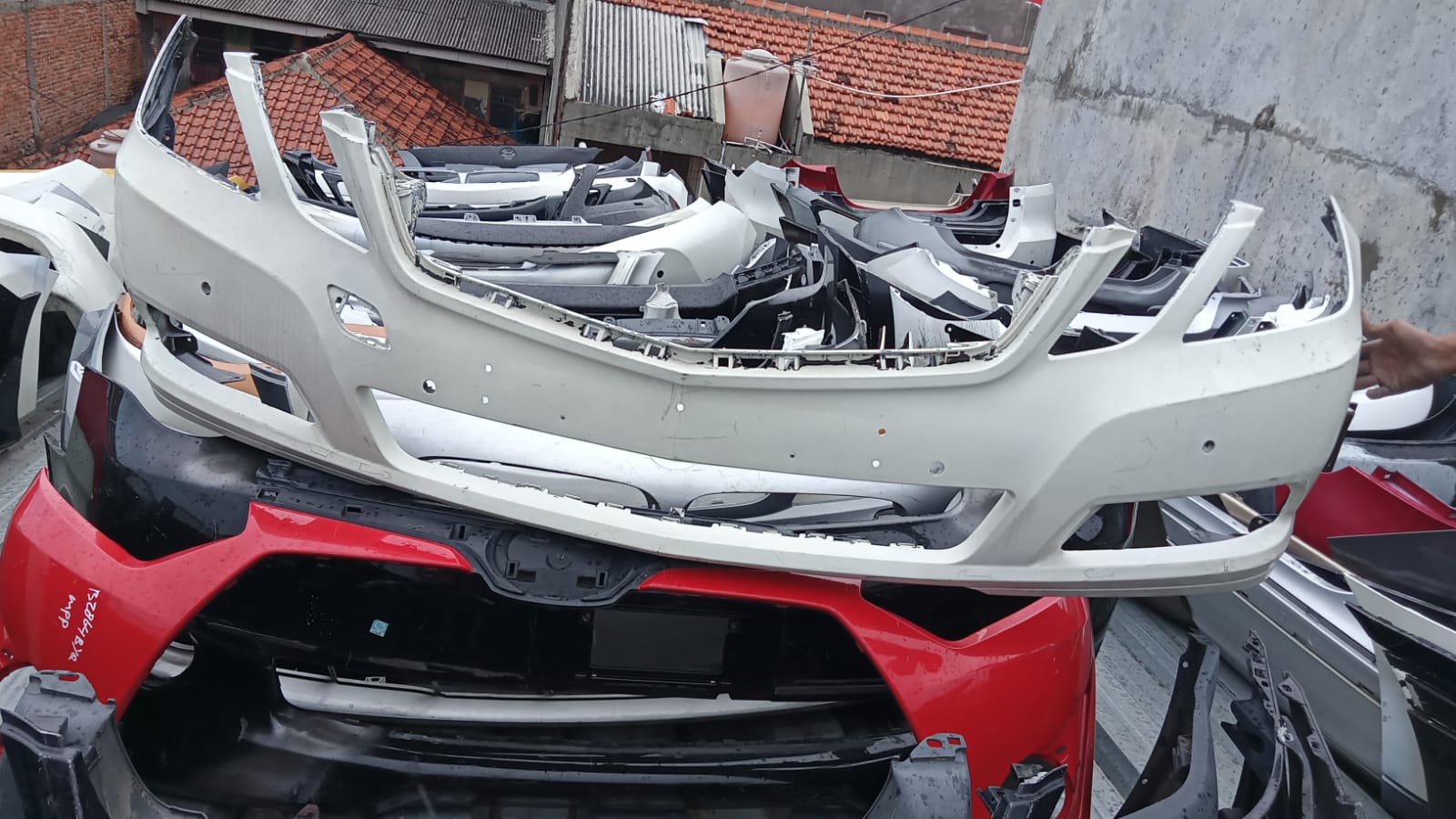 Distributor Bodypart Mobil Bekas Copotan Terbaik